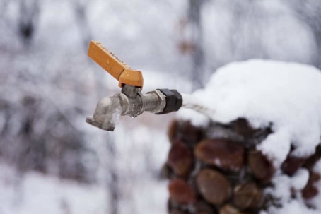 frozen faucet pipe